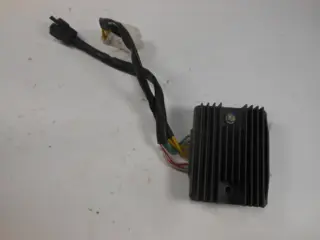 SPANNINGSREGELAAR Aprilia Dorsoduro 1200 2012 - 2014