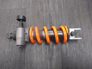 ACHTER SCHOKBREKER BMW F 800 R 2009 - 2014