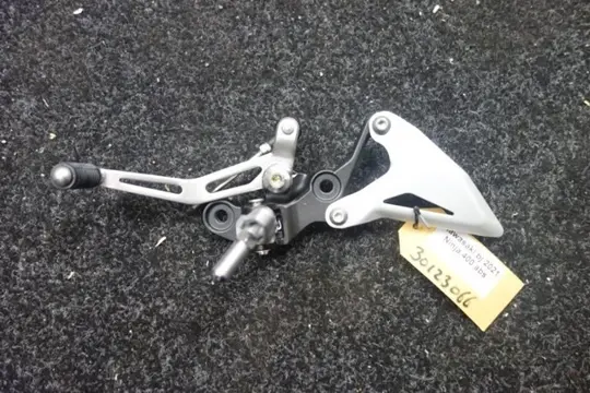 LINKER SCHETSPLAAT Kawasaki Ninja 400 2018 - 2020
