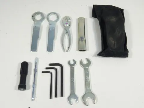 GEREEDSCHAPSET Kawasaki Z 900 2017 - 2019