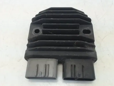 SPANNINGSREGELAAR Yamaha YZF R1 2002 - 2003