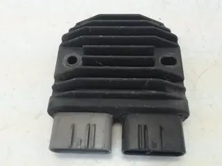 SPANNINGSREGELAAR Yamaha YZF R1 2002 - 2003