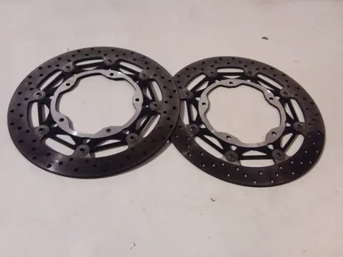 REMSCHIJVEN SET Yamaha MT 10 2016 - 2021 / 2022 - 2022