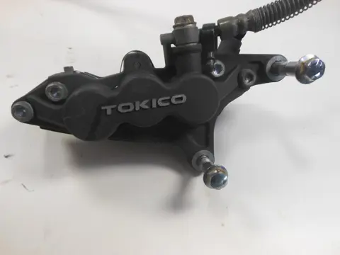 REMKLAUW RECHTS VOOR Kawasaki ZX 7 R 1996 - 2002