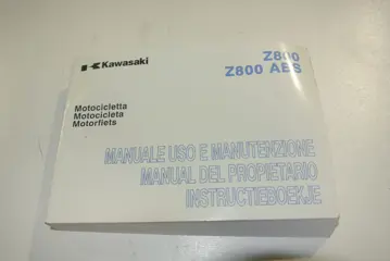 INSTRUCTIEBOEKJE Kawasaki Z 800 2013 - 2014