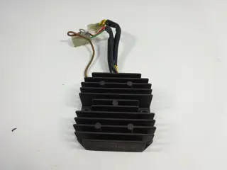 SPANNINGSREGELAAR Aprilia Pegaso 1992 - 2005