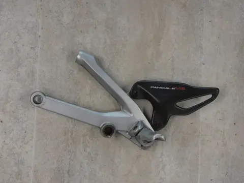 LINKER SCHETSPLAAT Ducati Panigale V4 S 2018 - 2020