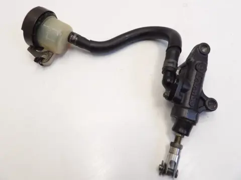 REMPOMP ACHTER Yamaha YZF R1 1998 - 1999