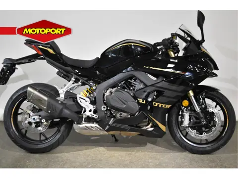 QJMOTOR SRK 800 RR (bj 2026)