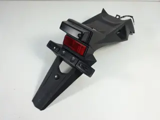 KENTEKENPLAATHOUDER Suzuki GSR 750 2011 - 2016