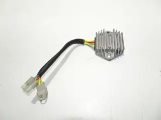 SPANNINGSREGELAAR Hyosung Comet 650 2003 - 2006