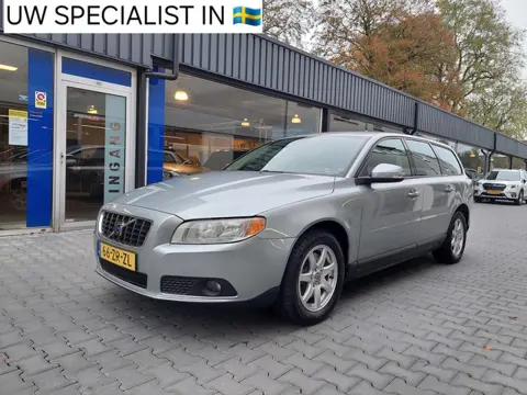 Volvo V70 2.5T Telefoon Navi Clima Cruise High performance sound 16 inch Origineel Nederlands CD Wis