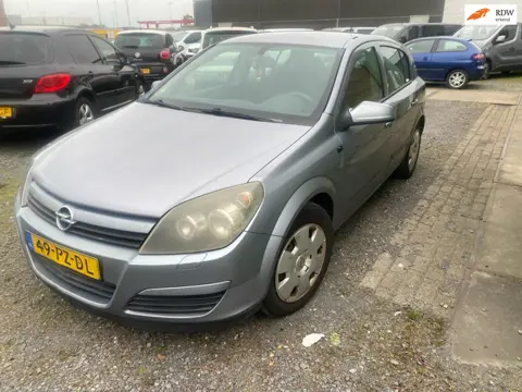 Opel Astra 1.6 Enjoy