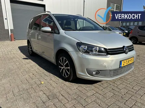 Volkswagen Touran VERKOCHT 1.6 TDI Highline VOL OPTIES LICHTE SCHADE!