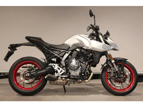 Suzuki GSX-8S (bj 2025)