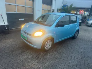 Daihatsu Sirion 2 1.0-12V Trend