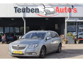 Opel Insignia Sports Tourer 2.0 CDTI EcoFLEX Cosmo Motor loopt niet hij gaat wel rond.