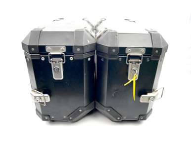 Used kofferset stelvio alu zwart+dragers