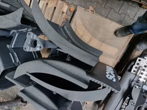 Scania tandem as spatbord