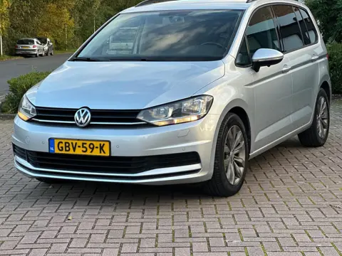 Volkswagen TOURAN 1.4 TSI Highline Business R