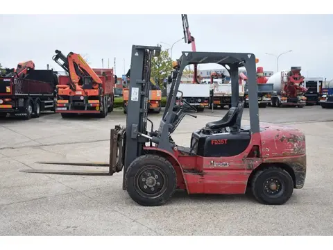 Xilin Xilin FD35 T - stock id95 FD35 T (bj 2007)