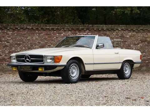 Mercedes-Benz 280 SL "First lacquer" "Resident" on the Côte d'Azur for 45 years, In the first lacque
