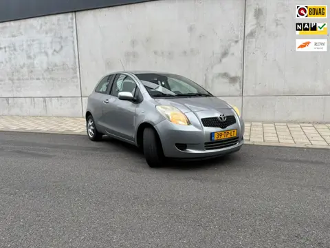 Toyota Yaris 1.3 VVTi Sol MMT | automaat | airco