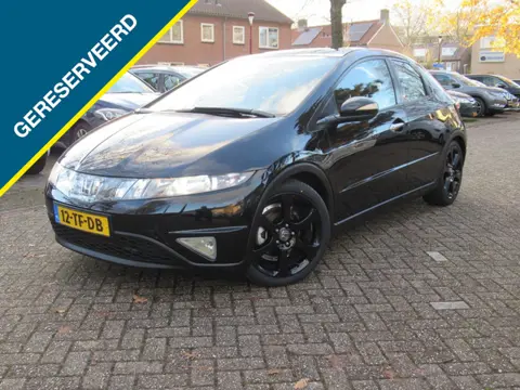 Honda Civic 1.8 Executive NW Banden+Remmen+Gr. Beurt GARANTIE + TOPSTAAT!