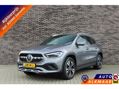 Mercedes-Benz GLA-klasse 250 e Style | PHEV | Adaptieve cruise | Matrix LED | Burmester audio | Rijk