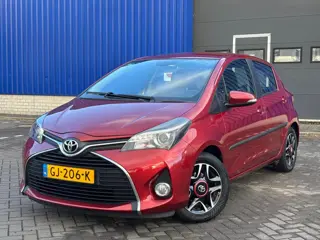 Toyota Yaris 1.3 VVT-i Aspiration/Airco/Cruise/Navi/Camera/LMV/NAP