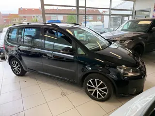 Volkswagen Touran 1.6 TDI Highline Panorama
