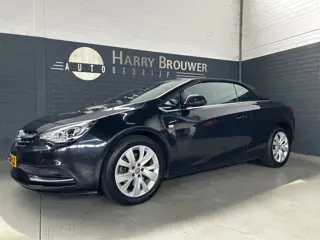 Opel CASCADA 1.6 Turbo Cosmo zeer nette auto met de juiste opties.