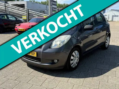 Toyota Yaris 1.3 VVTi Sol MMT | AUTOMAAT | AIRCO