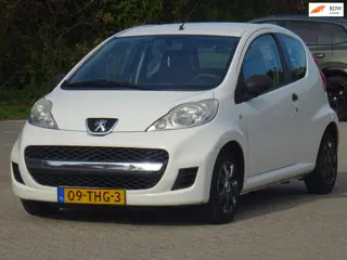 Peugeot 107 1.0-12V XR BJ2012 NAP/AIRCO/APK 04-09-2026