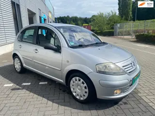 Citroen C3 1.4i Exclusive 5 deurs , Airco , stuurbekrachtging, komplete koprevisie & distr ,nwe apk 