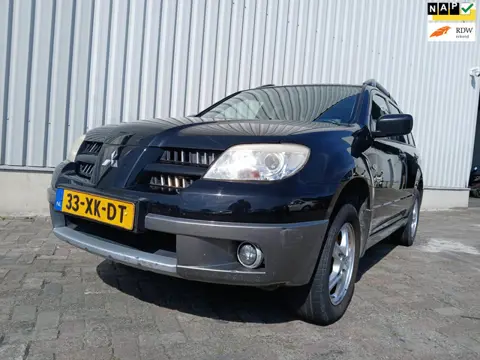 Mitsubishi Outlander Sport 2.0 Invite+ - Airco - Distributie Defect