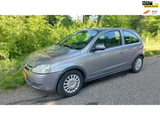 Opel Corsa 1.2-16V Essentia Nieuwe APK
