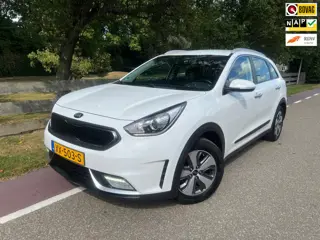 Kia Niro 1.6 GDi Hybrid DynamicLine 141 PK Camera Navi Trekhaak