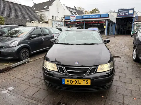 Saab 9-3 Cabrio 2.0t Vector met Leer en Navigatie Zeer nette cabrio kap