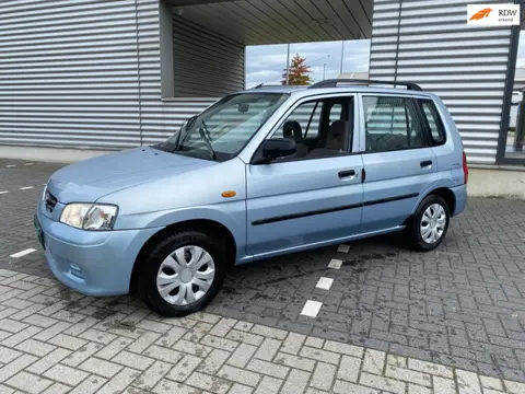 Mazda Demio 1.5 Exclusive 5 deurs airco nwe apk 2027, roestvrij ! elektrische ramen , stuurbekrachti