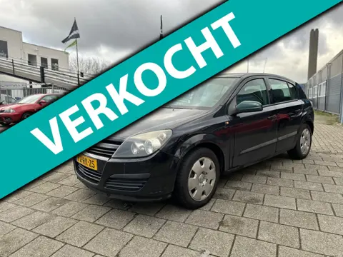 Opel Astra 1.6 Enjoy TIKJE IN MOTOR !!