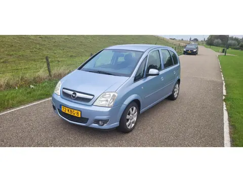 Opel Meriva 1.4-16V Cosmo