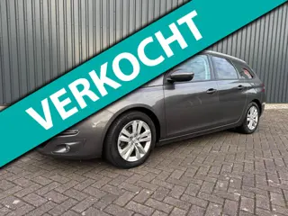 Peugeot 308 SW 1.2 PureTech Blue Lease Executive ( AIRCO + PANO DAK + LM VELGEN )