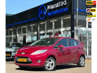 Ford Fiesta 1.25 Nieuwe APK Cruise Airco Xenon Park.sensoren LM velgen Luxe uitvoering!