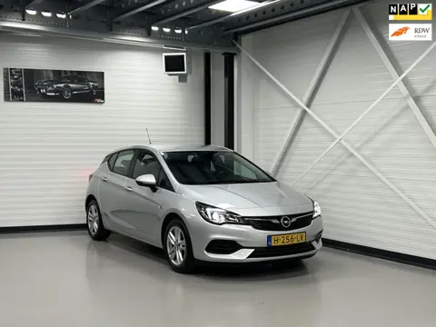 Opel Astra 1.2 Edition Elegance PDC/CarPlay/Android/CruiseC/LED/Nav/DAB+/Armsteun/LM velgen