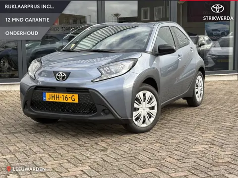 Toyota Aygo X 1.0 VVT-i MT Play