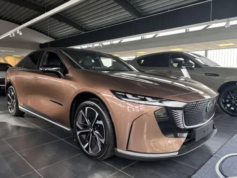 Mazda 6e Takumi 68.8 kWh Leverbaar uit voorraad bijtelling 17% registeren 2025/ Diverse kleuren besc