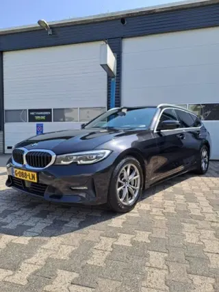 BMW 3-SERIE 330I HIGH EXE. ED.