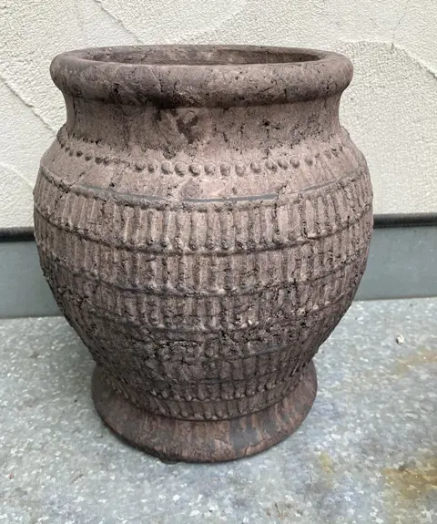 POT AARDEWERK ROBUUST LANDELIJK DIA 19,5 CM NIEUW