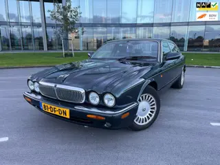 Jaguar Sovereign 4.0 V8 AUT NAP SCHUIFDAK MEMORY